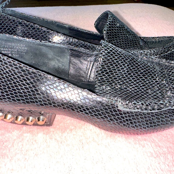 JEFFREY CAMPBELL BLACK LIZARD STUDDED LOAFERS. Size 6.5. - Picture 4 of 8